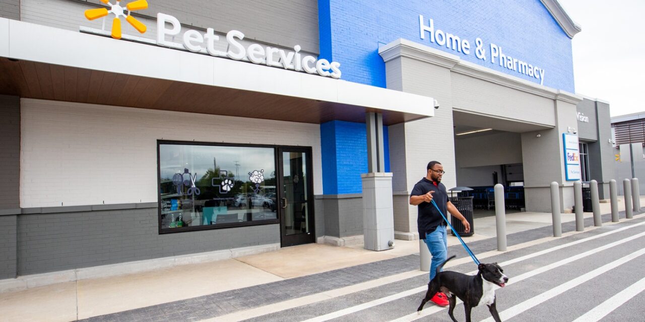 Walmart abre el primer Centro de Servicios para Mascotas en Dallas, Georgia.